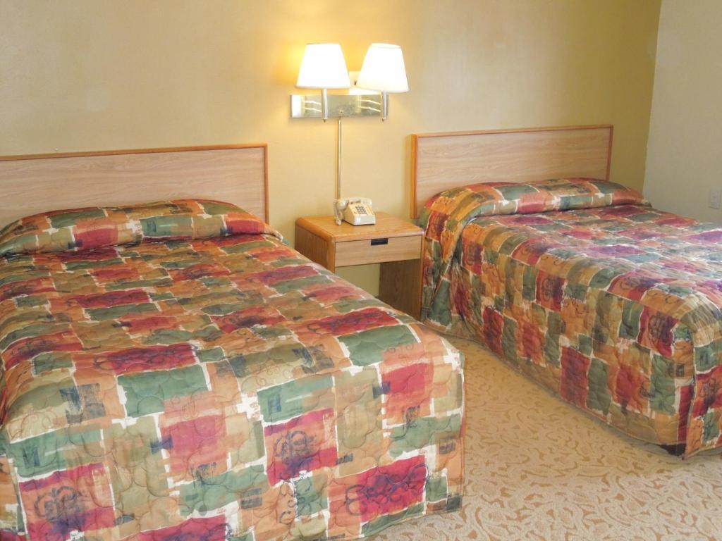 Red Lion Motel Southampton Room photo