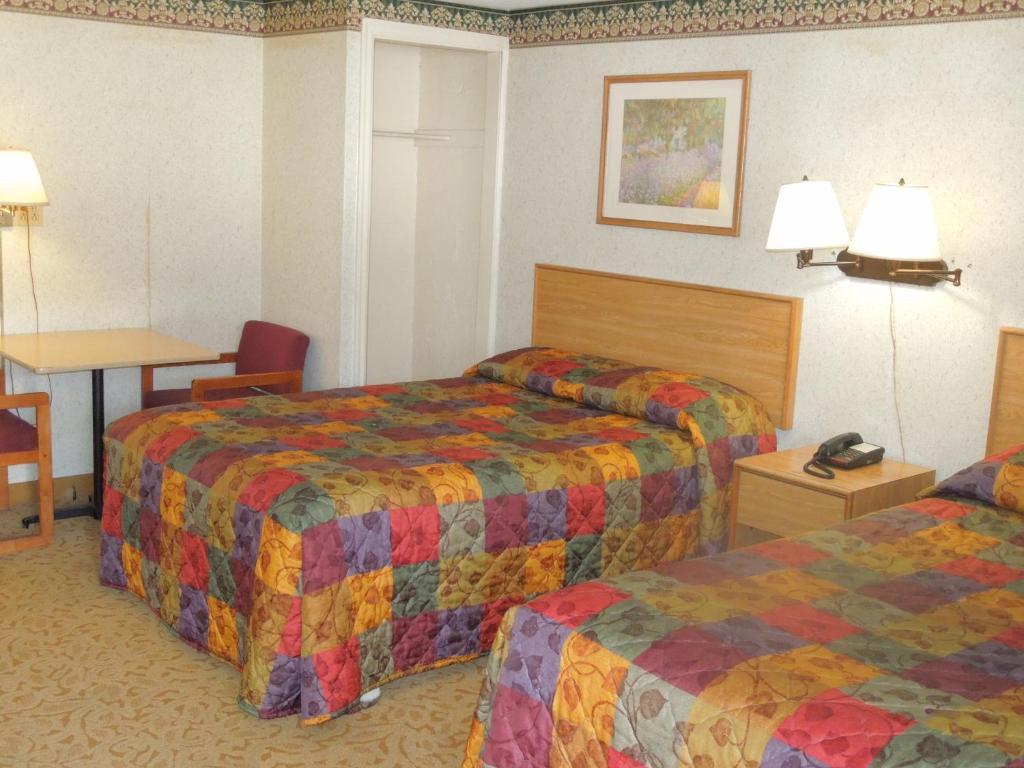 Red Lion Motel Southampton Room photo
